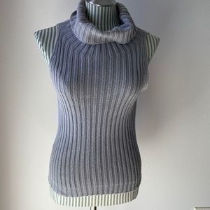 Sisley Sleeveless Cable Knit Turtleneck